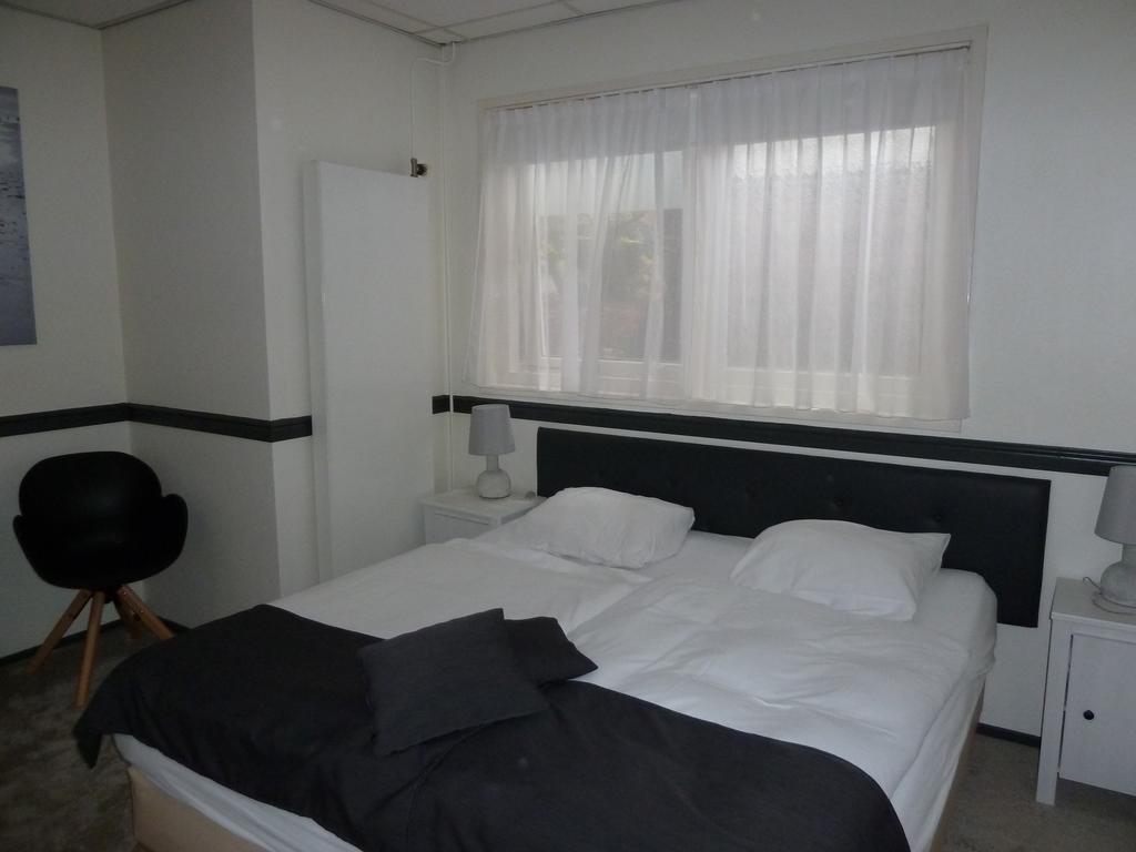 Hotel Centraal Harlingen Esterno foto