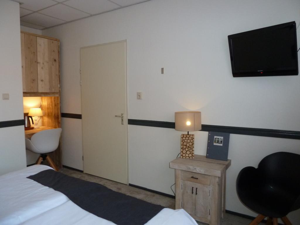Hotel Centraal Harlingen Esterno foto